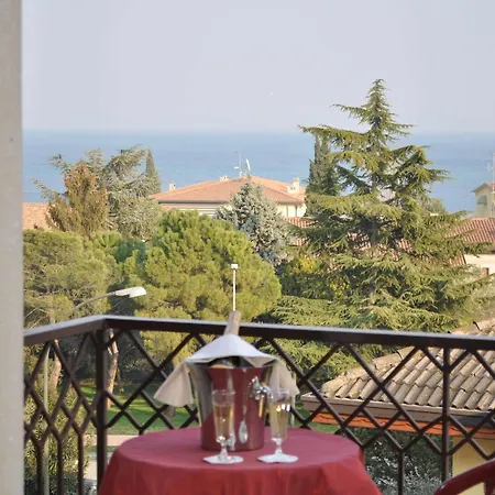 Hotel Alsazia 3*